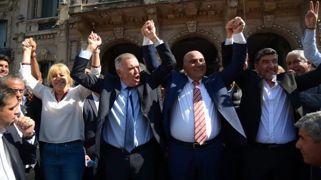 Rossana Chahla, Osvaldo Jaldo, Juan Manzur y Miguel Acevedo: unidos en Tucumán por las elecciones del 26 de octubre pero con asuntos pendientes de resolver tras los comicios. 