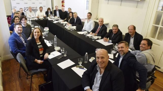 las esquirlas de la ultima reunion de jxc ponen a prueba el reglamento anti-milei