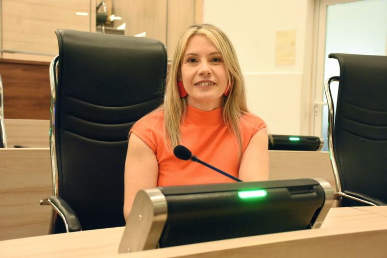 Anahí Schibelbein, concejala de Rosario que responde al gobernador Maximiliano Pullaro.