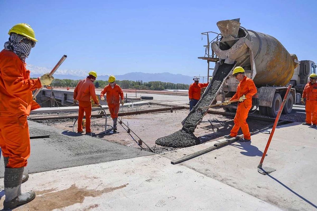 De las obras públicas a la nada misma con Javier Milei