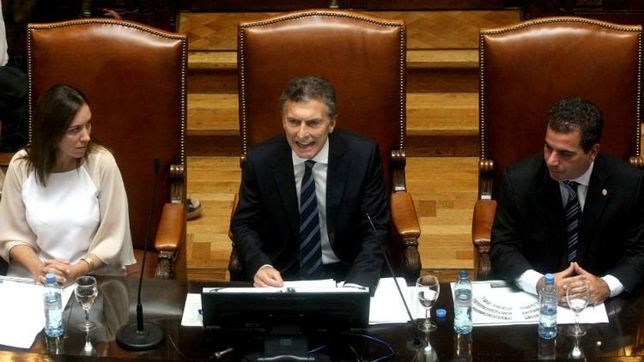 macri a legisladores electos: todos deberan asumir y olvidarse de cargos en gabinetes