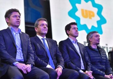 Peronismos. Axel Kicillof, Sergio Massa, Wado de Pedro, Máximo kirchner.