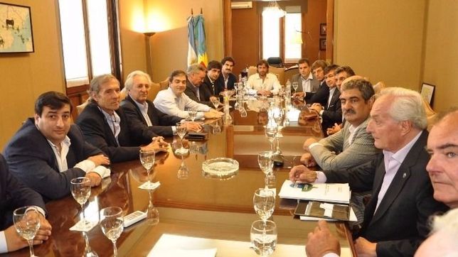 en medio de senales de cortocircuito, ministros recibieron a ruralistas