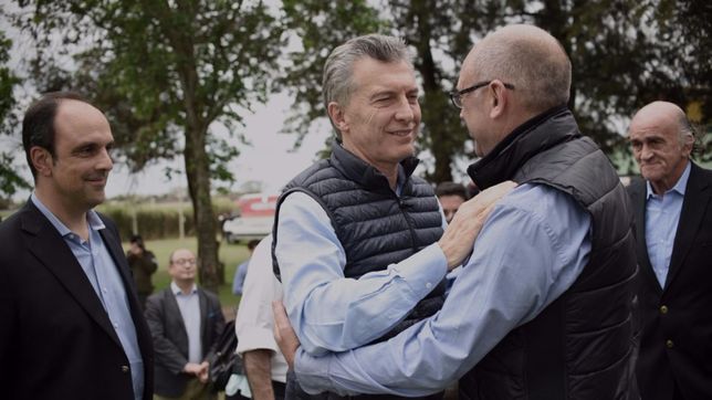 macri se embarra con los ?corral papers? con un hermetico control de danos