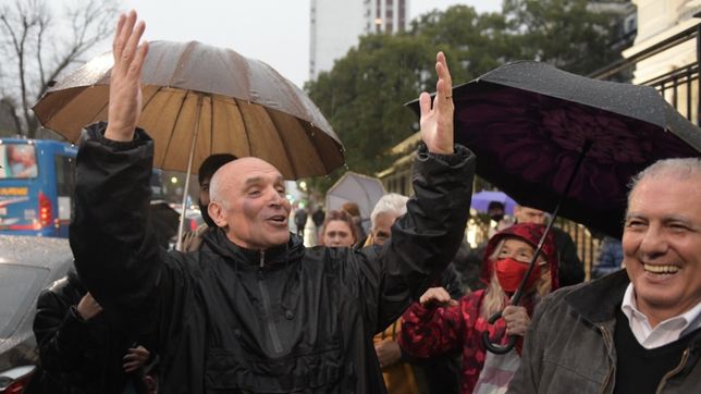 espert gobernador, una jugada en solitario tenida de sospechas