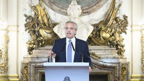 El detrás de escena de una cadena nacional para “romper el cerco” informativo