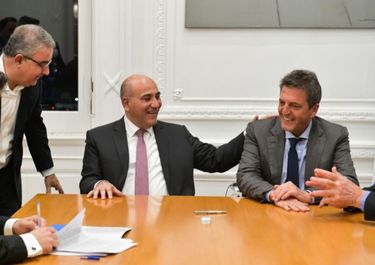 Massa predica con autoajuste y alfombra las provincias por si hay 2023