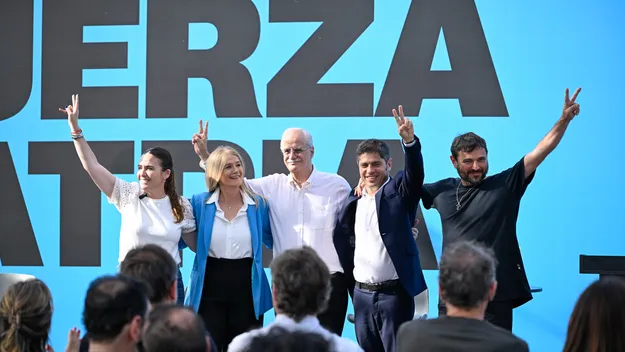 Todos menos Máximo kirchner, el cierre de Fuerza Patria en San Martín