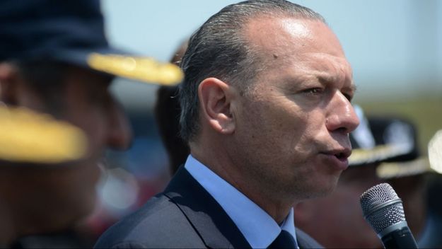 Berni propone alojar presos en contenedores para descomprimir las comisarías