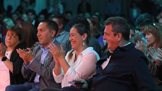 Sergio Massa, junto a sus armadores en Córdoba, Tania Kishakevych y Agustín González