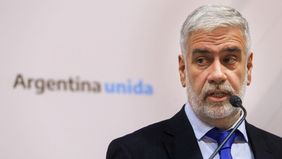 Ni milagros ni nada: el cristinista Feletti le presentó la renuncia al Presidente