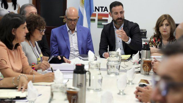 nuevo rechazo docente a la oferta de perotti activa otros dos dias de paro