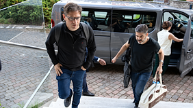 Axel Kicillof, a EEUU con traje de candidato: foto con Mamdani y reuniones con inversores