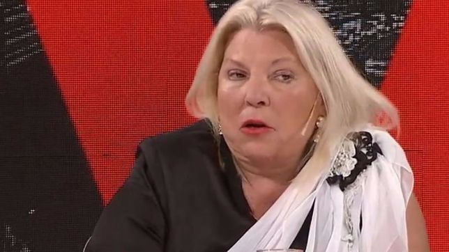 carrio se bajo de la candidatura y apoyara la reeleccion de macri
