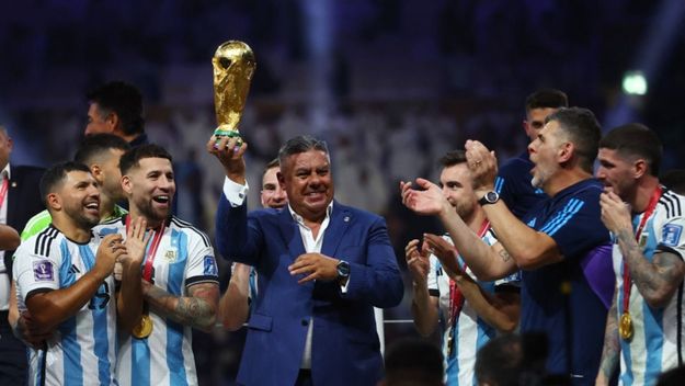 La liquidación del premio de la FIFA destapó diferencias en el equipo económico