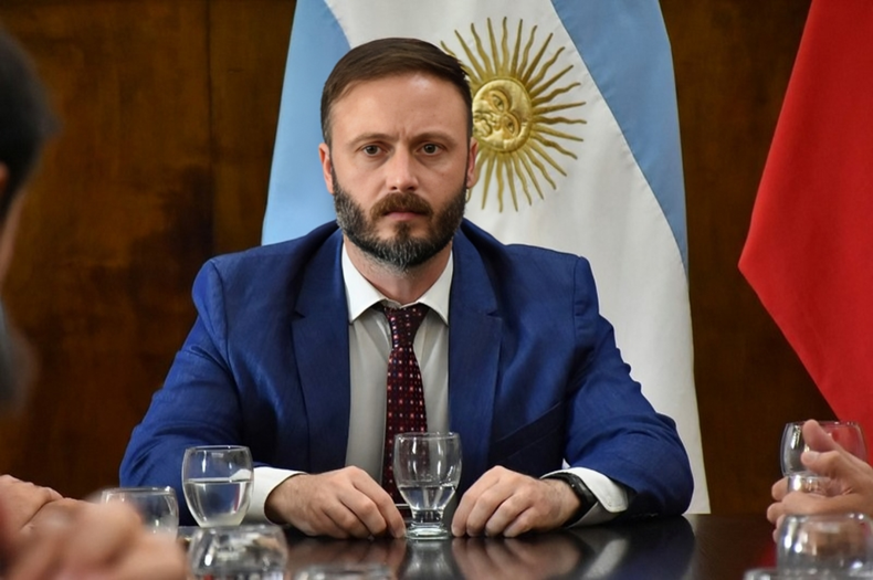 Entre Ríos: una impugnación puede dejar a Francisco Azcué sin la presidencia de la UCR