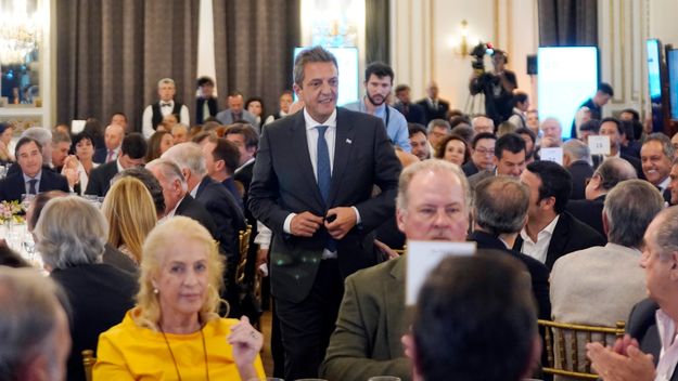 El Círculo Rojo aplaudió más a Massa que a Milei, pero irá al ballotage con las mismas dudas