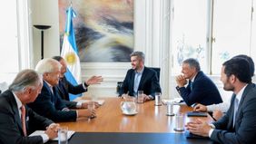 Llorones vs Adictos: la pelea que recrudece en la crisis del invierno post FMI