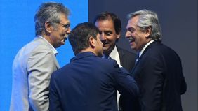 Fernández, exultante en acto con ceo bueno: El Fondo nos dio la razón