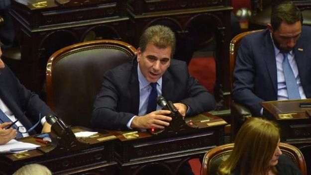“No estoy de acuerdo en crear más impuestos, hay que atraer inversiones”