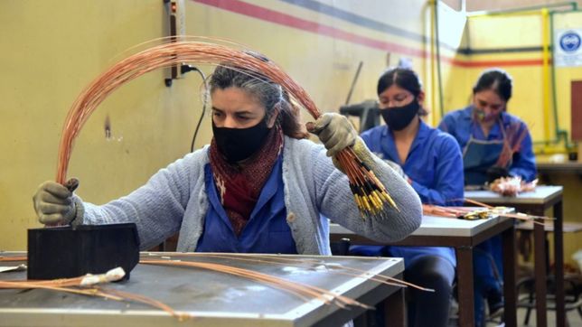 el naufragio del mundo pyme, un lastre para el empleo y el consumo