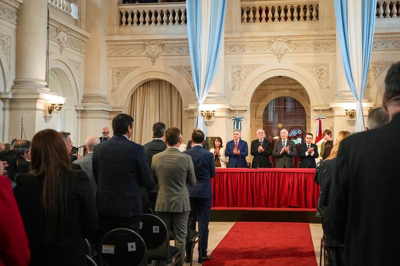 Martín Llaryora cultiva sus lazos con el Poder Judicial de Córdoba