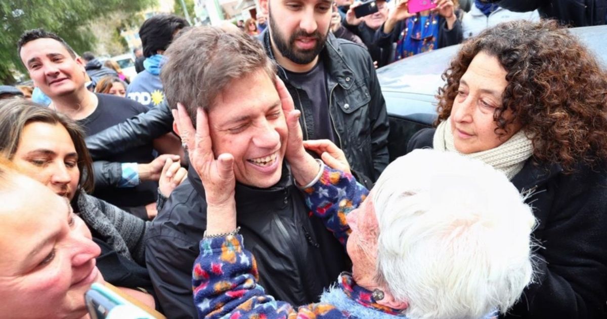 Kicillof repetirá fórmula de campaña Clio, intendentes y Massa