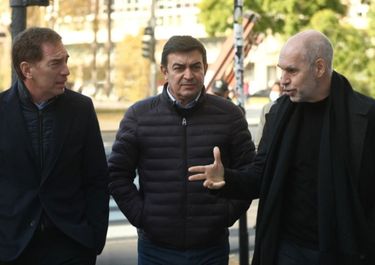 Larreta hiperactivo: viaje a Uruguay, reunión de armadores y recorrida en el conurbano