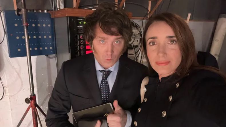 Javier Milei y Victoria Villarruel en un acto partidario.