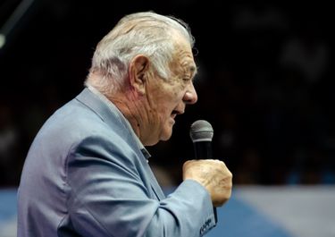 Emeterio Farías le presentó su renuncia a Chiqui Tapia