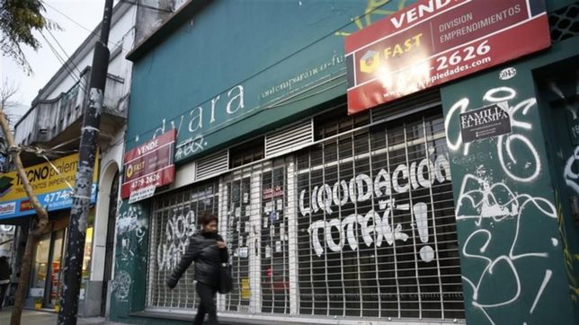 por la baja del consumo, aumento la cantidad de locales vacios
