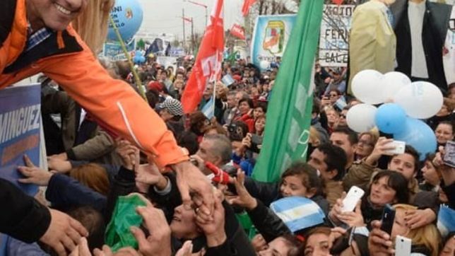 scioli apuesta a una masiva caravana para celebrar el historico 17 de octubre