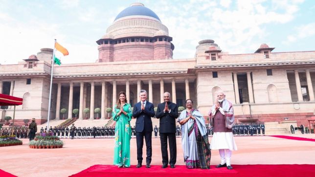 el album de fotos de la visita de macri a la india