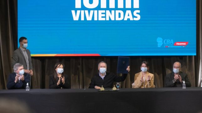 schiaretti hace valer su rol de banca y alinea con gestion a los municipios