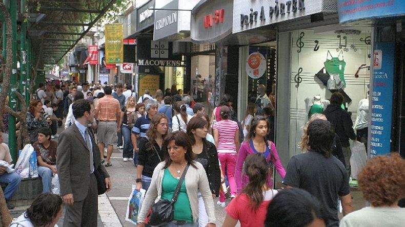 Peatonal de la ciudad de Córdoba, una de las áreas más castigadas por los cambios en el consumo