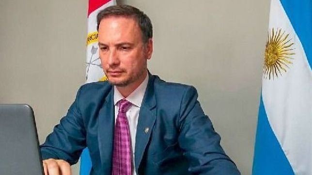 enrico va nuevamente a la justicia contra el zar del juego clandestino