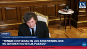 milei se revuelca sin manos en su crisis