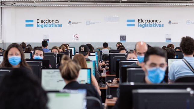 El gobierno de Javier Milei busca extender las nuevas contrataciones de servicios tecnológicos para que comprendan al menos dos elecciones. 