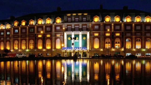 hagan juego: kicillof analiza reabrir los casinos en temporada