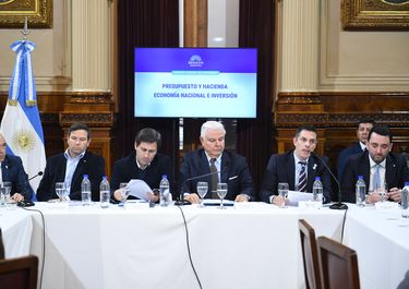 El cuerpo de abogados del Gobierno, en el Senado.&nbsp;