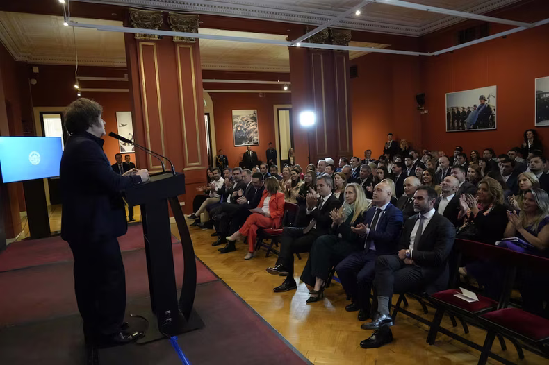 El gobierno de Javier Milei reunió a legisladores en Casa Rosada.