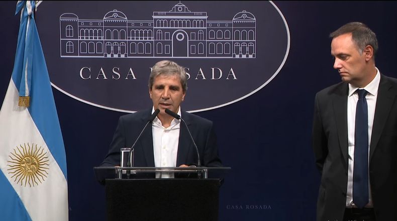 Toto Caputo, ministro de Economía.
