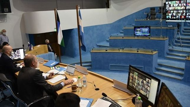 el acceso a la tierra es el debate que se viene en la legislatura de rio negro