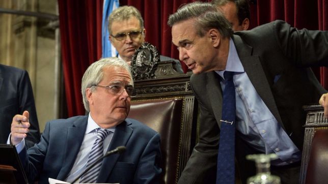 el reformismo permanente y el sucesor de gils carbo, las urgencias del senado