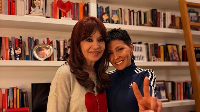 Cristina Fernández de Kirchner y Mayra Mendoza.
