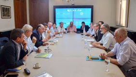 Confederaciones Rurales amenaza con un paro antes de ver al Gobierno