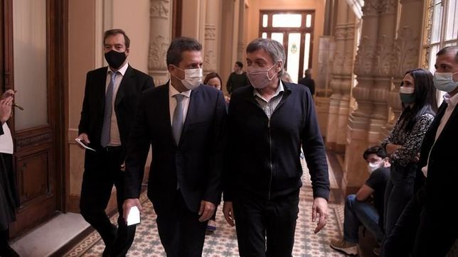 por un caso de covid, macri, massa y m. kirchner estaran aislados