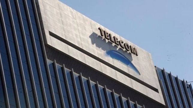 monstruo grande pisa fuerte: telecom y cablevision ganaron 86% mas en 2017