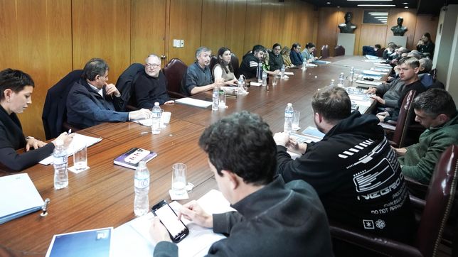 El peronismo se reunió por la campaña CFK libre