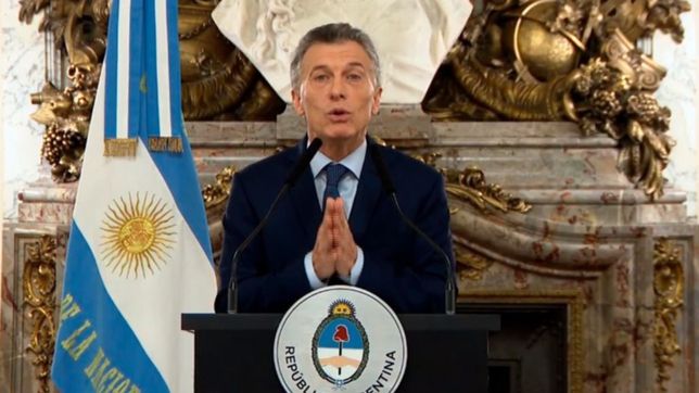 gestos, no palabras: que dijo macri con el cuerpo en su hora mas critica gestos, no palabras: que dijo macri con el cuerpo en su hora mas critica
